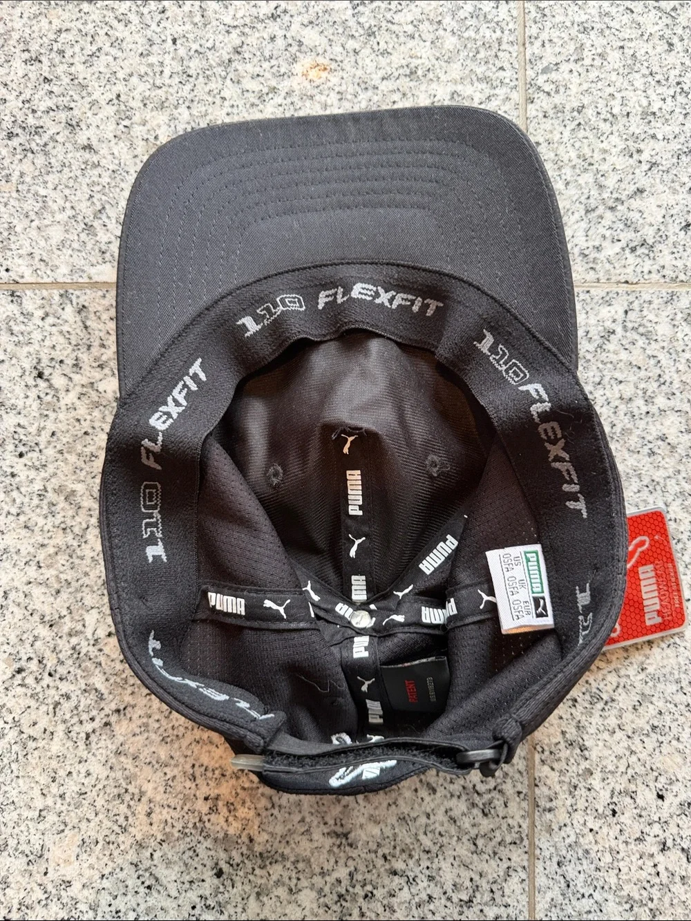 Puma kids Black Cap with Iridescent Logo